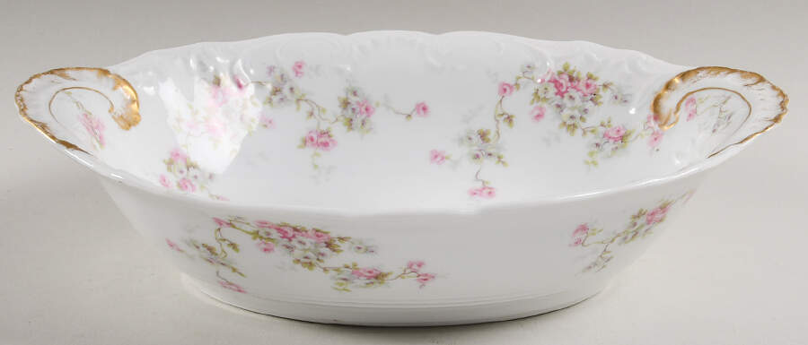 Schleiger 320e (Scalloped) 10" Oval Vegetable Bowl by Haviland-1