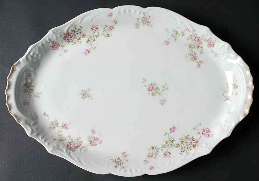 Schleiger 320e (Scalloped) 16" Oval Serving Platter by Haviland-1