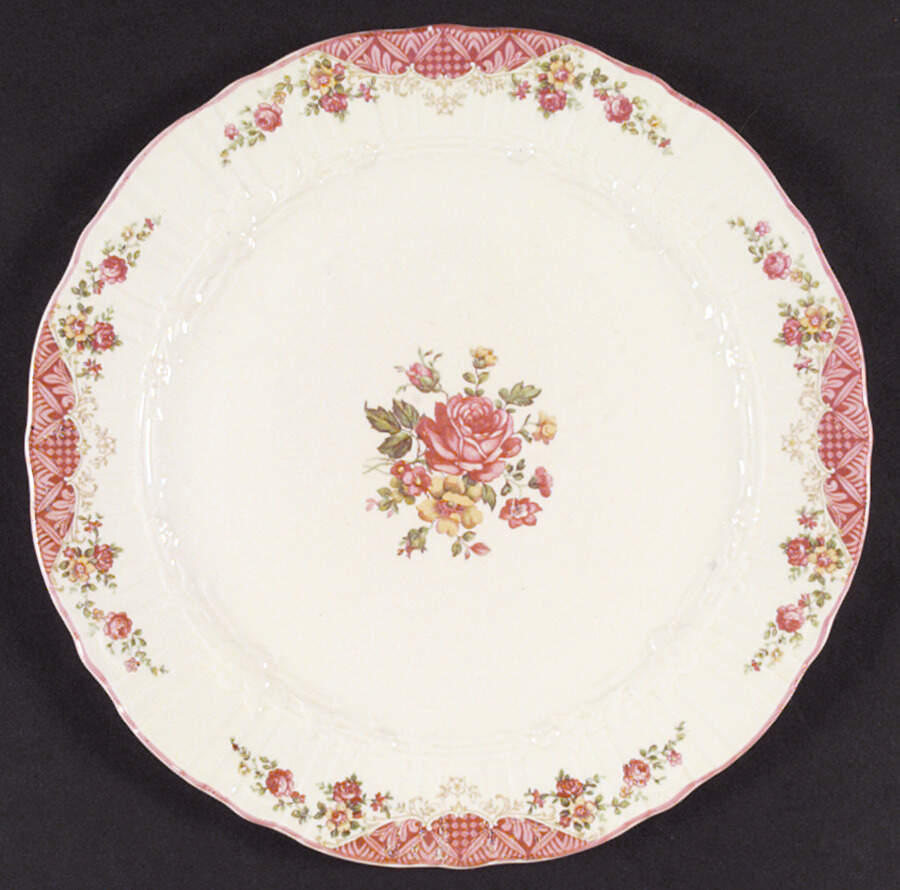 HLC1019 Dinner Plate by Homer Laughlin -1
