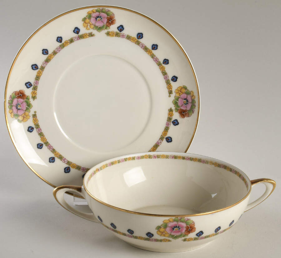 HUT747 Flat Cream Soup Bowl & Saucer Set by Hutschenreuther-1