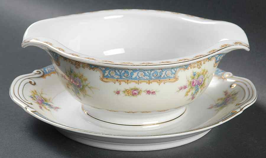 HIN14 Gravy Boat with Attached Underplate by The Hinode-1