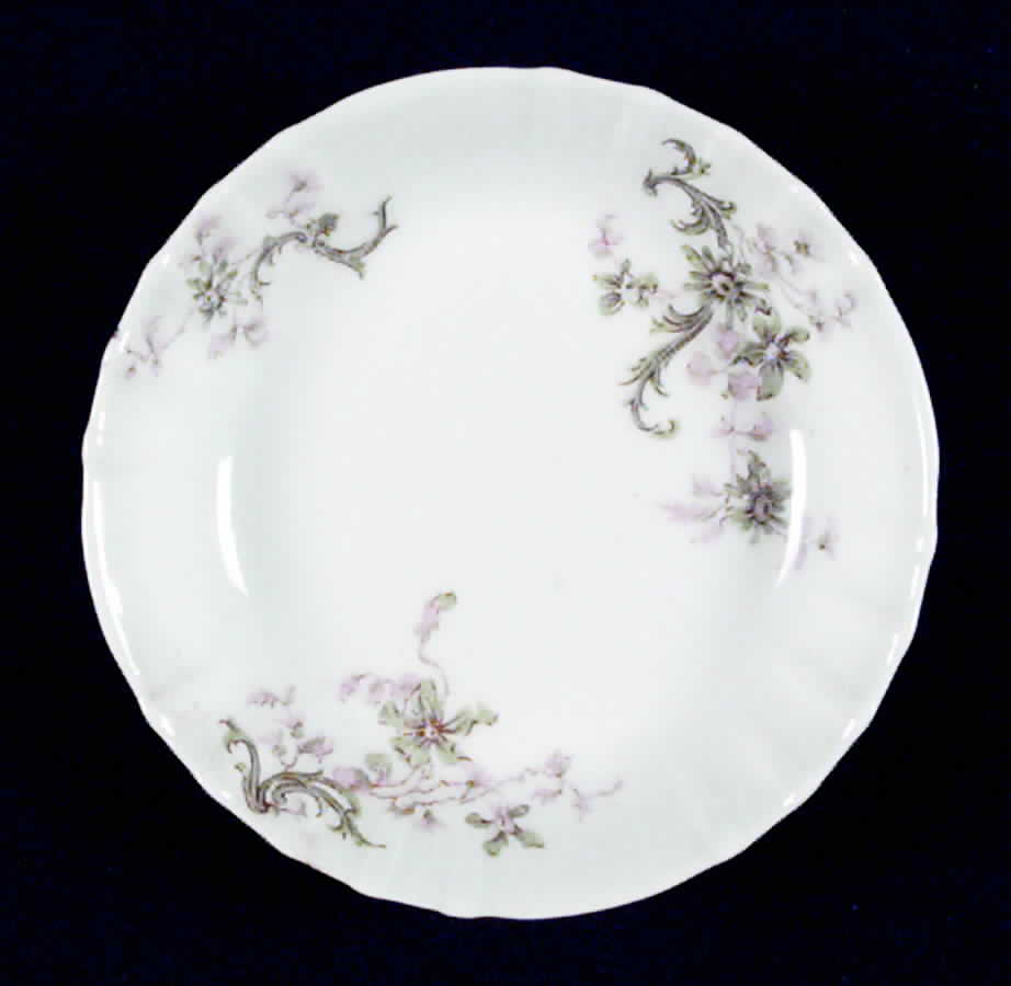Schleiger 143a Fruit/Dessert (Sauce) Bowl by Haviland-1