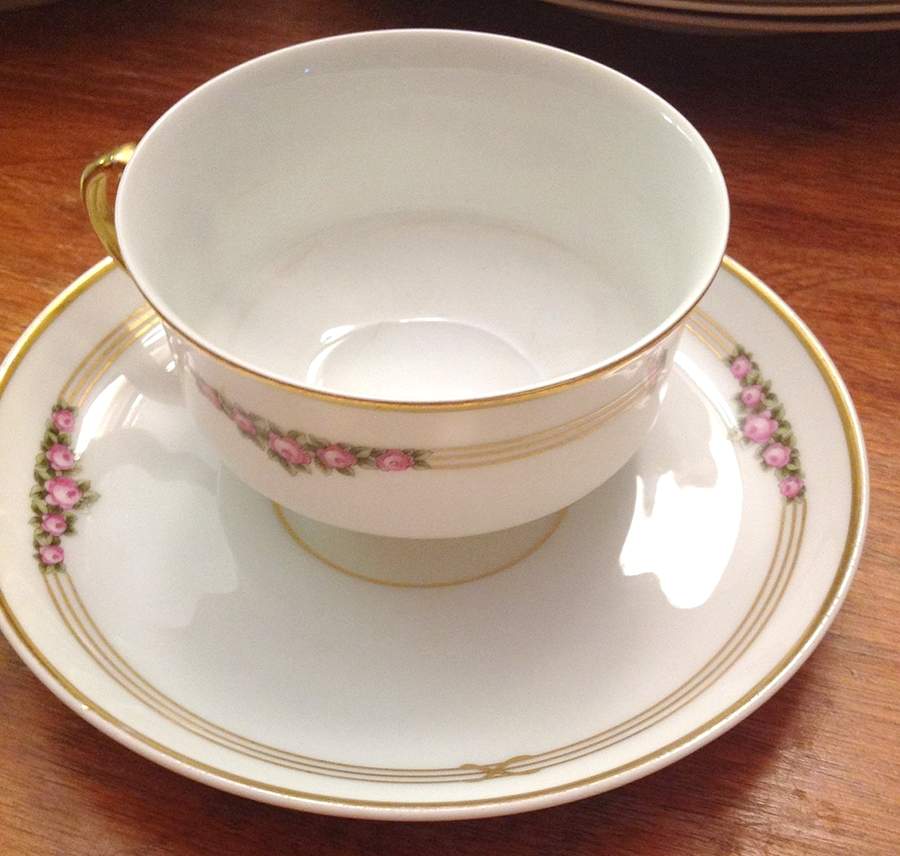 HC592 Flat Cup & Saucer Set by Heinrich - H&C-1