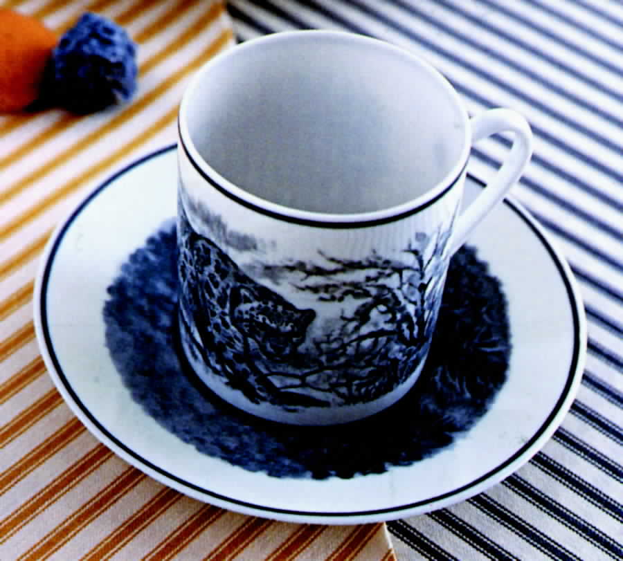 Animalia Ardoise (Gray) Flat Cup & Saucer Set by Hermes-1
