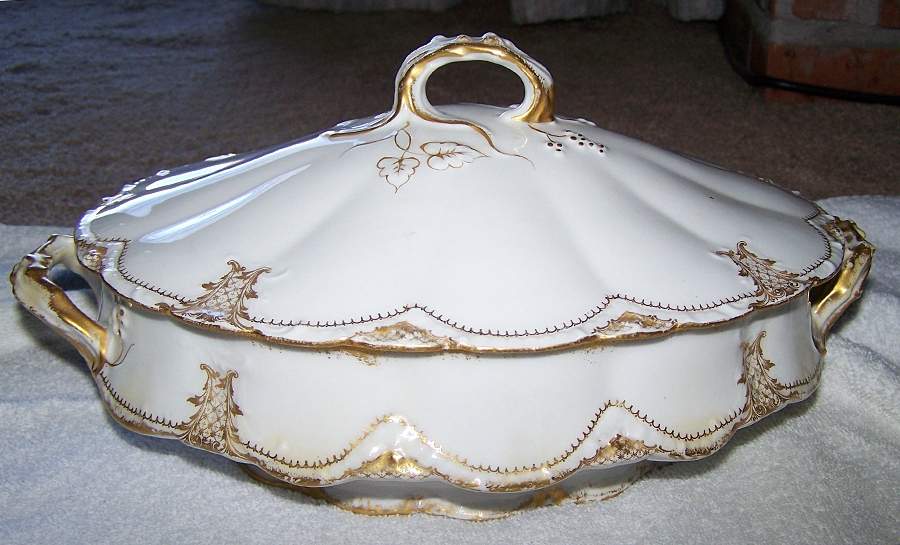 Schleiger 816 Oval Covered Vegetable by Haviland-1