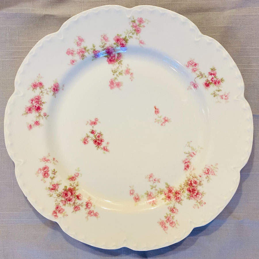Schleiger 67q Dinner Plate by Haviland-1