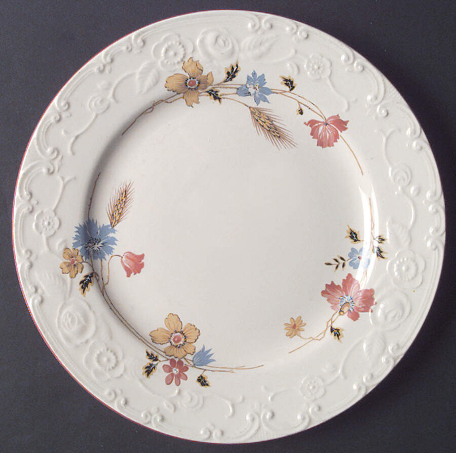 HLC1044 Luncheon Plate by Homer Laughlin -1