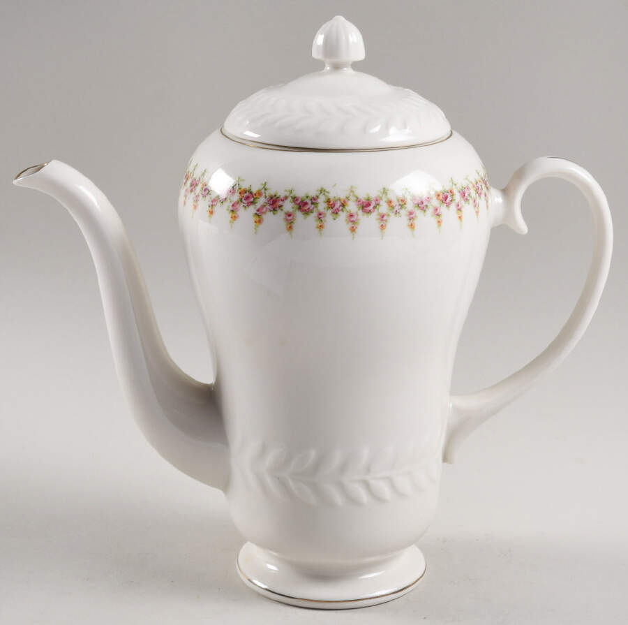 Ashley (Greylock Shape) Coffee Pot & Lid by Haviland-1