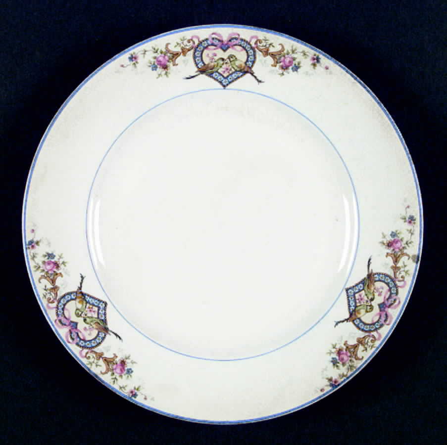 E4713 Dinner Plate by Homer Laughlin -1