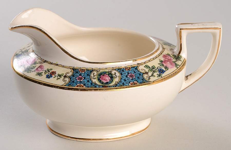 HLC1048 Creamer by Homer Laughlin -1