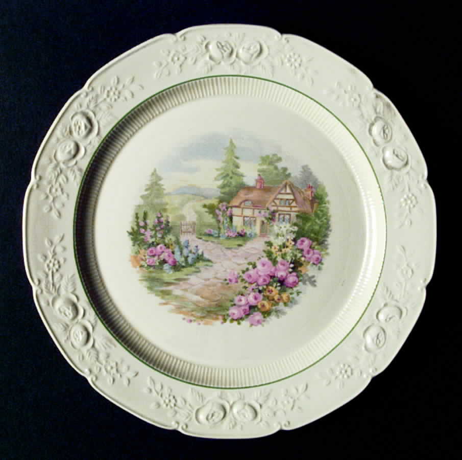 RV3 Dinner Plate by Homer Laughlin -1