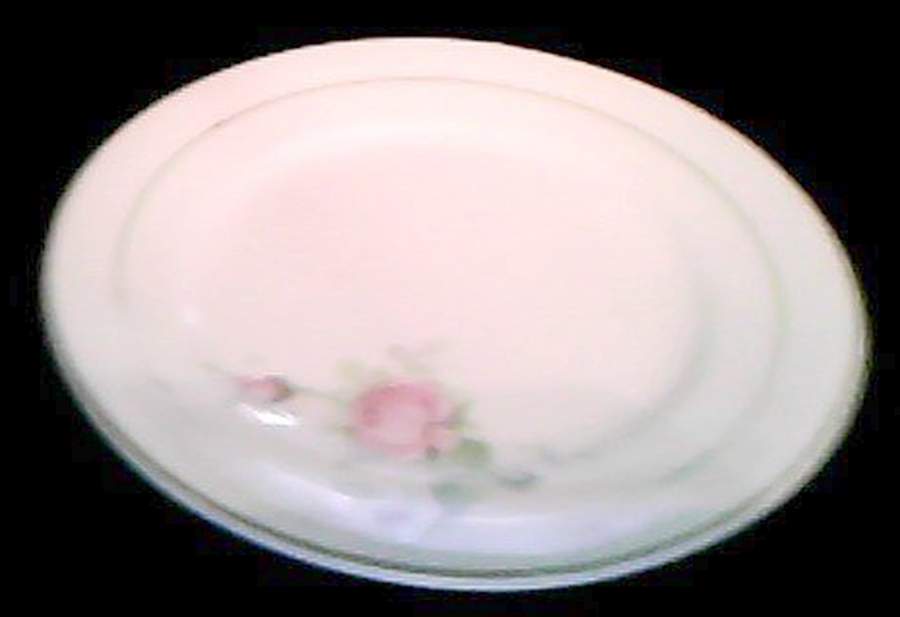 E4904 Saucer by Homer Laughlin -1
