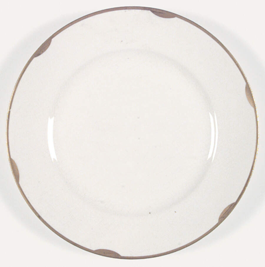 E4102 Dinner Plate by Homer Laughlin -1