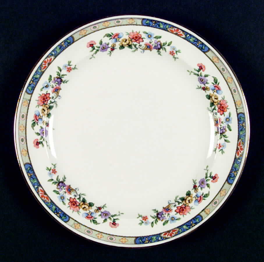 W8970 Dinner Plate by Homer Laughlin -1