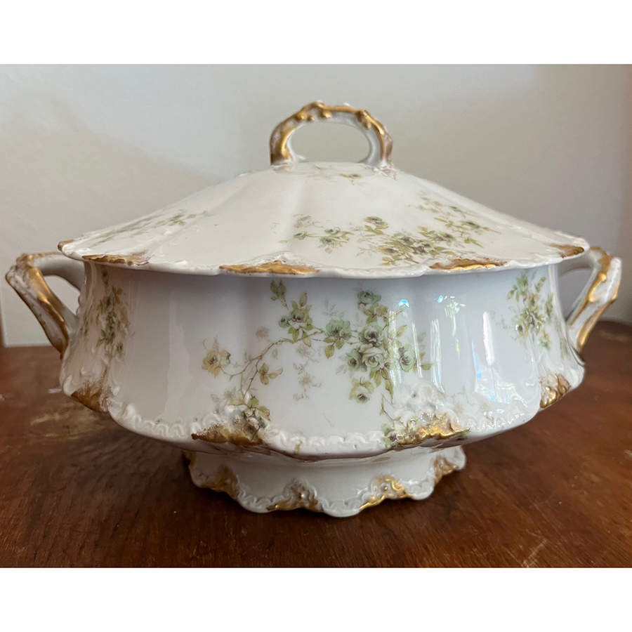 Schleiger 150I Tureen &  Lid by Haviland-1