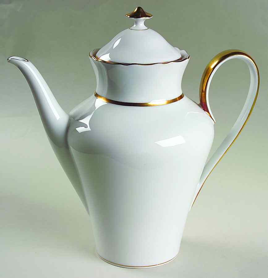 04670 Coffee Pot & Lid by Hutschenreuther-1