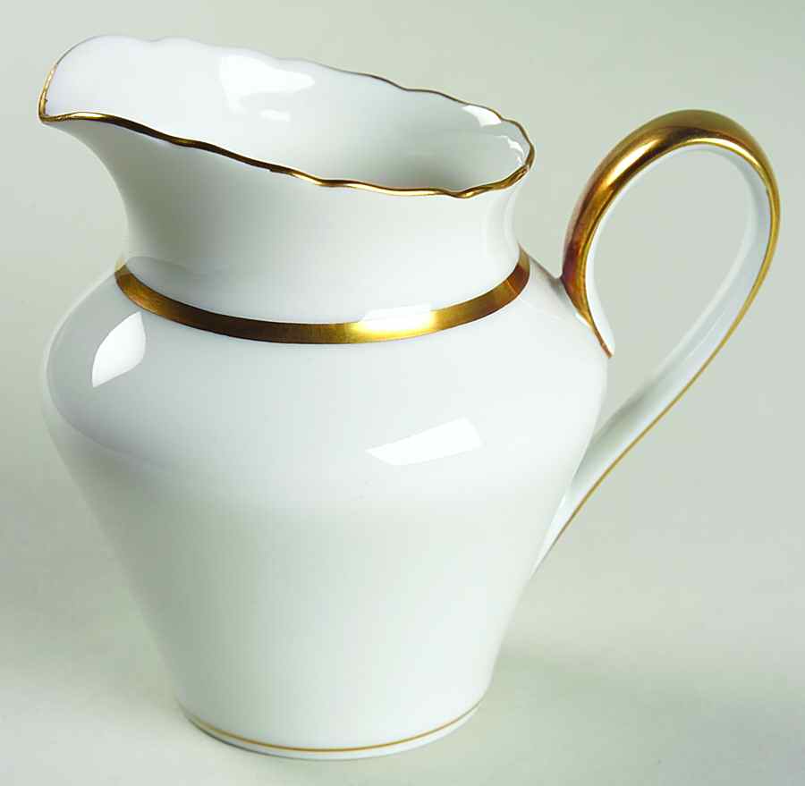 04670 Creamer by Hutschenreuther-1