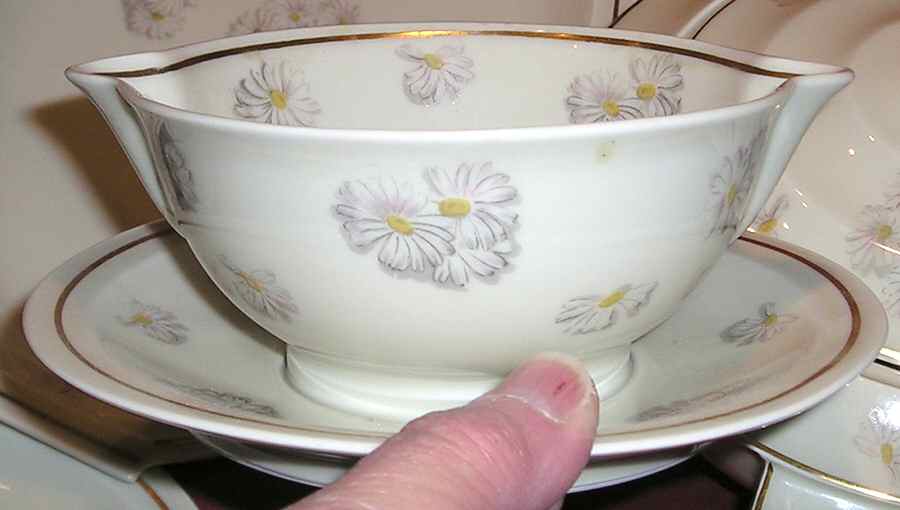 H1120 Gravy Boat & Underplate by Haviland-1
