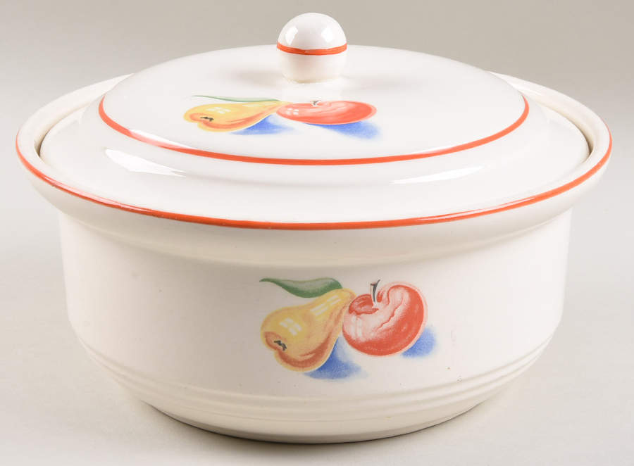 Red Apple I 1.5 Qt Round Covered Casserole by Harker-1