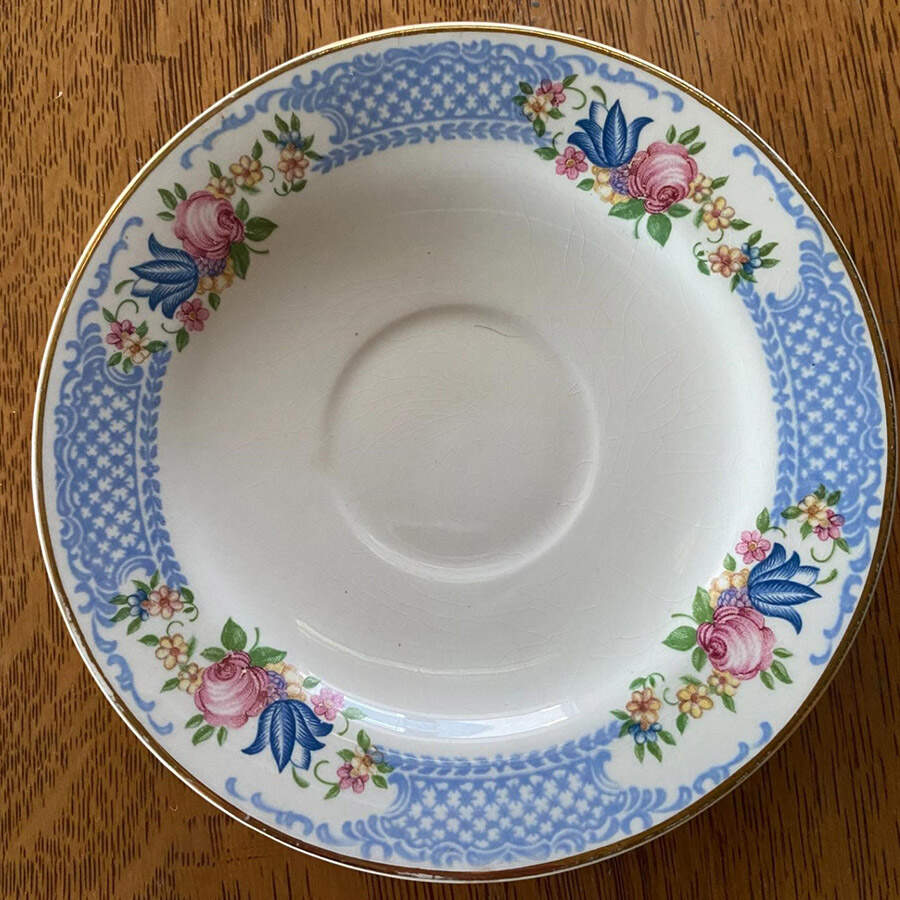 B1326 Saucer by Homer Laughlin -1