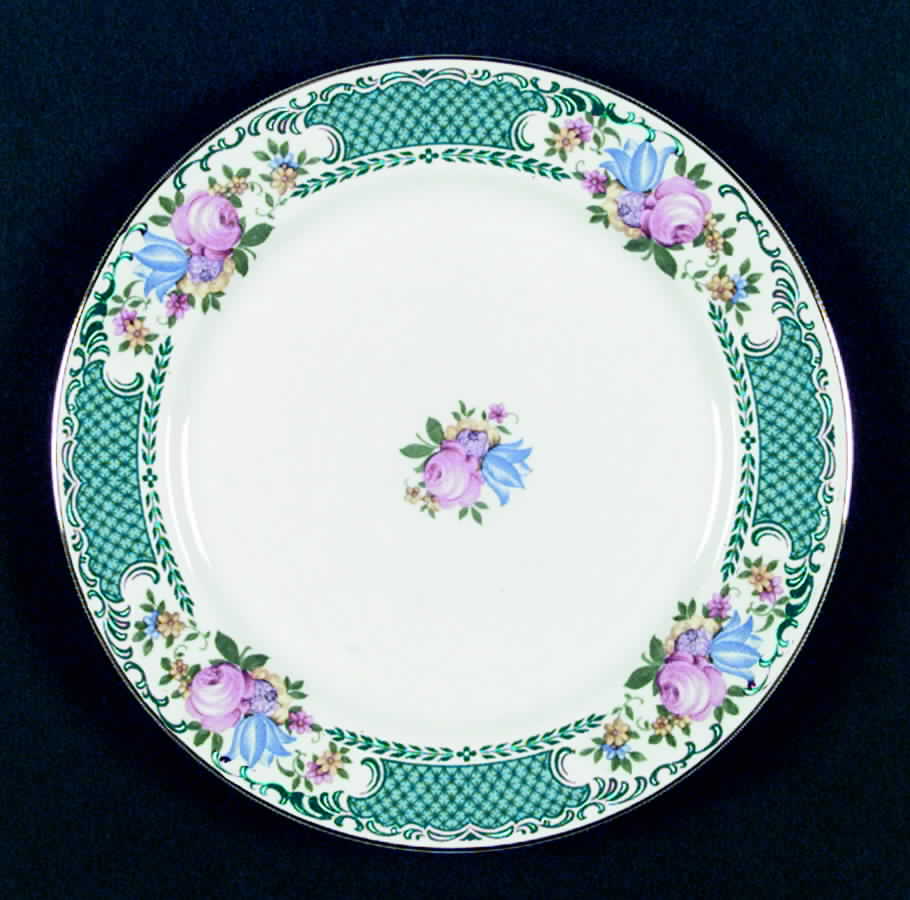 B1326 Dinner Plate by Homer Laughlin -1