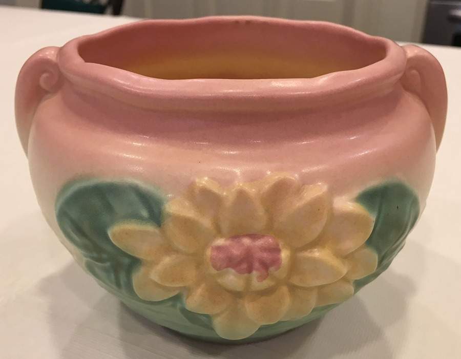 Water Lily Pink Turquoise 5" Jardiniere by Hull-1