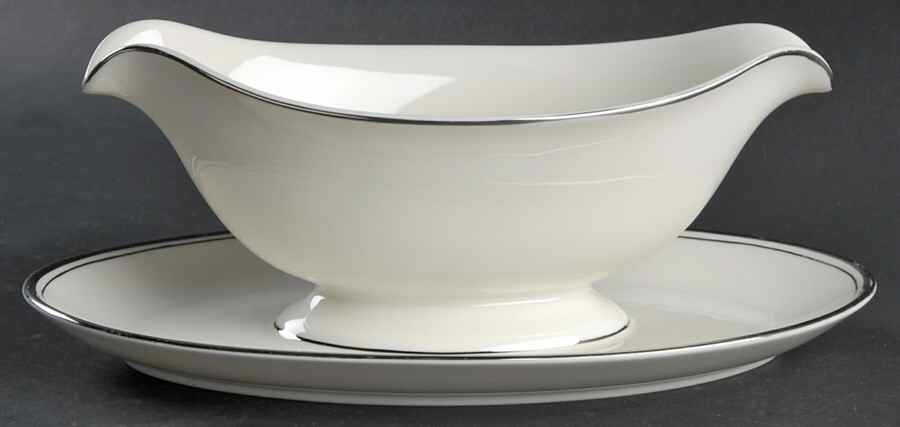 Simplicity Gravy Boat with Attached Underplate by Hope Chest-1