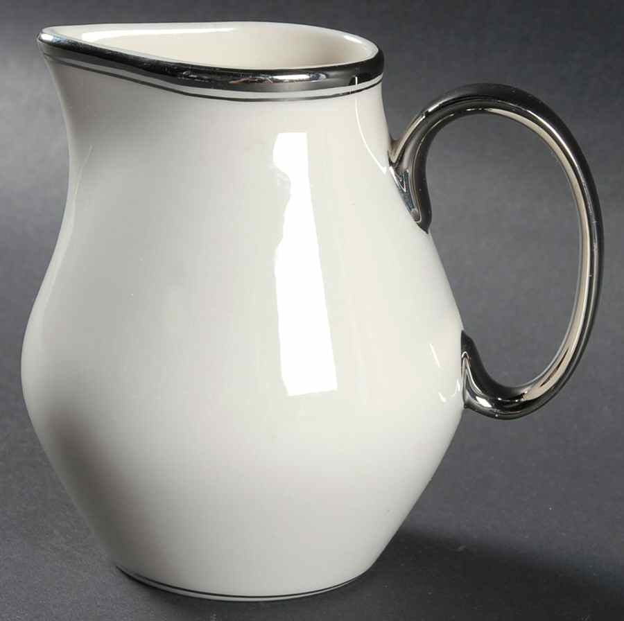 Simplicity Creamer by Hope Chest-1
