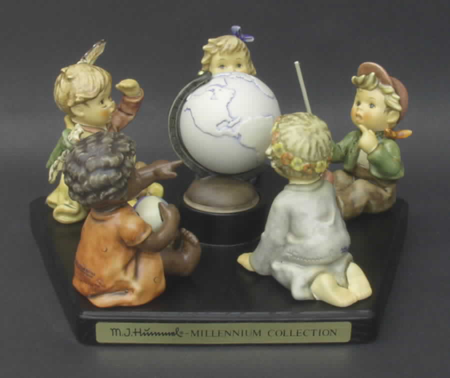 Millennium Collection Set-Figurine Tm8-The Wanderers - No Box by M.I. Hummel-1