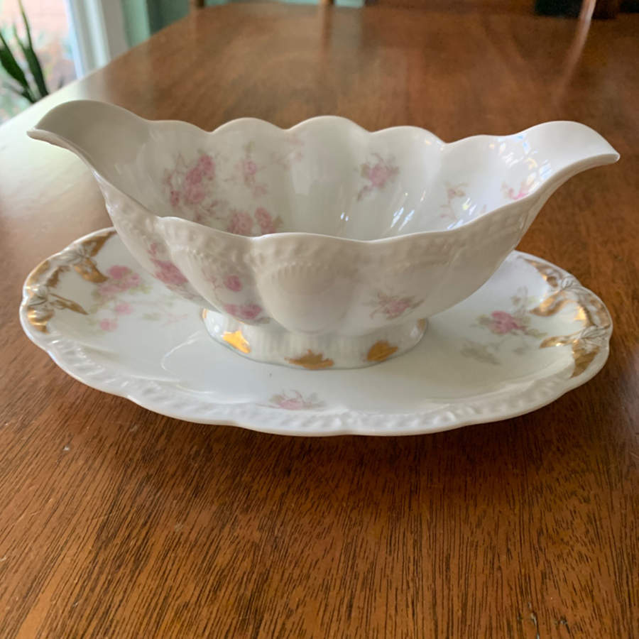 Schleiger 42p Gravy Boat with Attached Underplate by Haviland-1