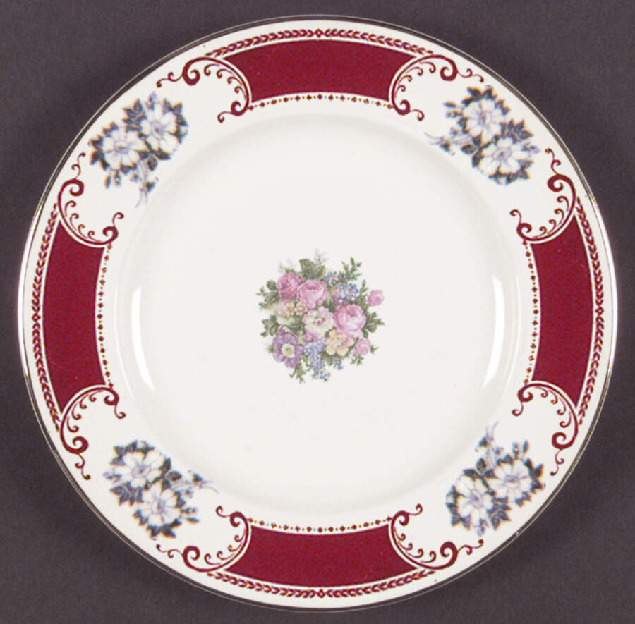 HLC1102 Luncheon Plate by Homer Laughlin -1