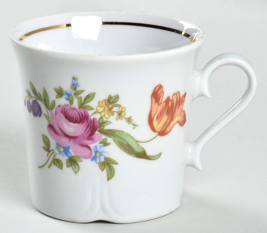 HEP16 Flat Cup by Graf Von Henneberg-1