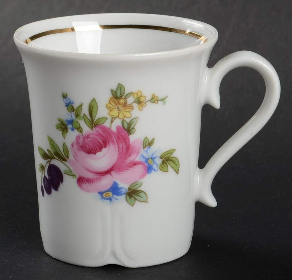 HEP16 Flat Demitasse Cup by Graf Von Henneberg-1
