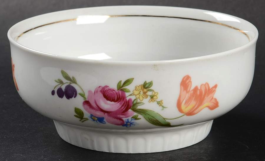 HEP16 Coupe Cereal Bowl by Graf Von Henneberg-1