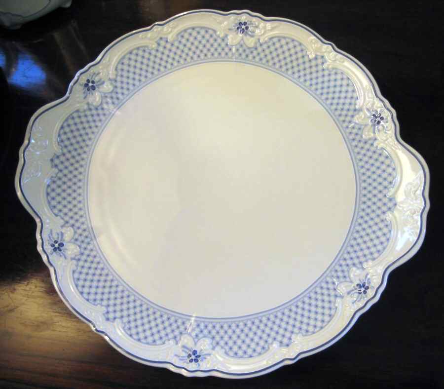 Estelle Handled Cake Plate by Hutschenreuther-1