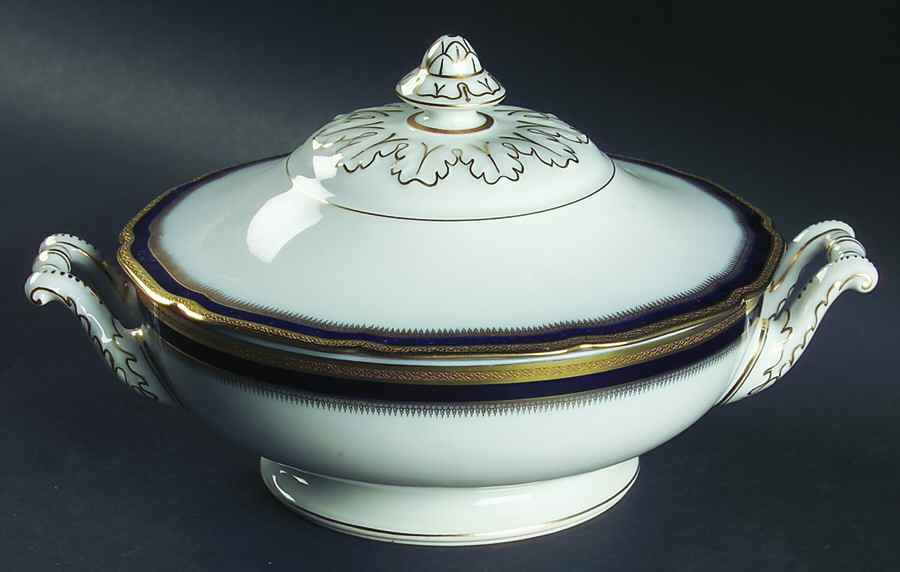 618655 Round Covered Vegetable by Hutschenreuther-1