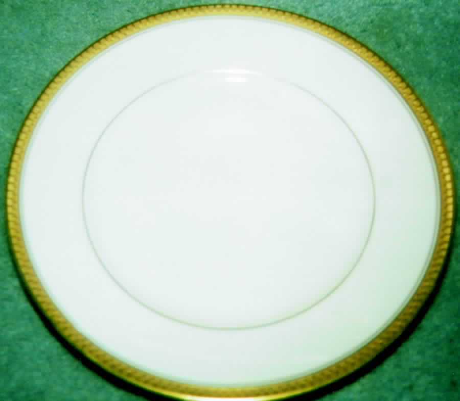 HCZ36 Dinner Plate by Haas-Czjzek Coronado-1