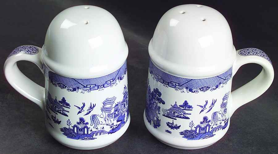 Blue Willow Stove Top Salt & Pepper Set by Heritage Mint-1