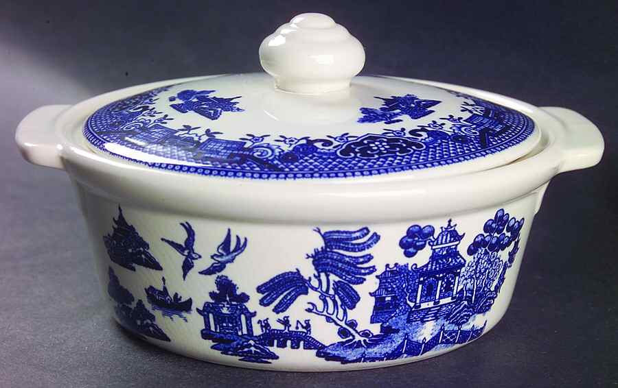 Blue Willow Butter Tub & Lid by Heritage Mint-1