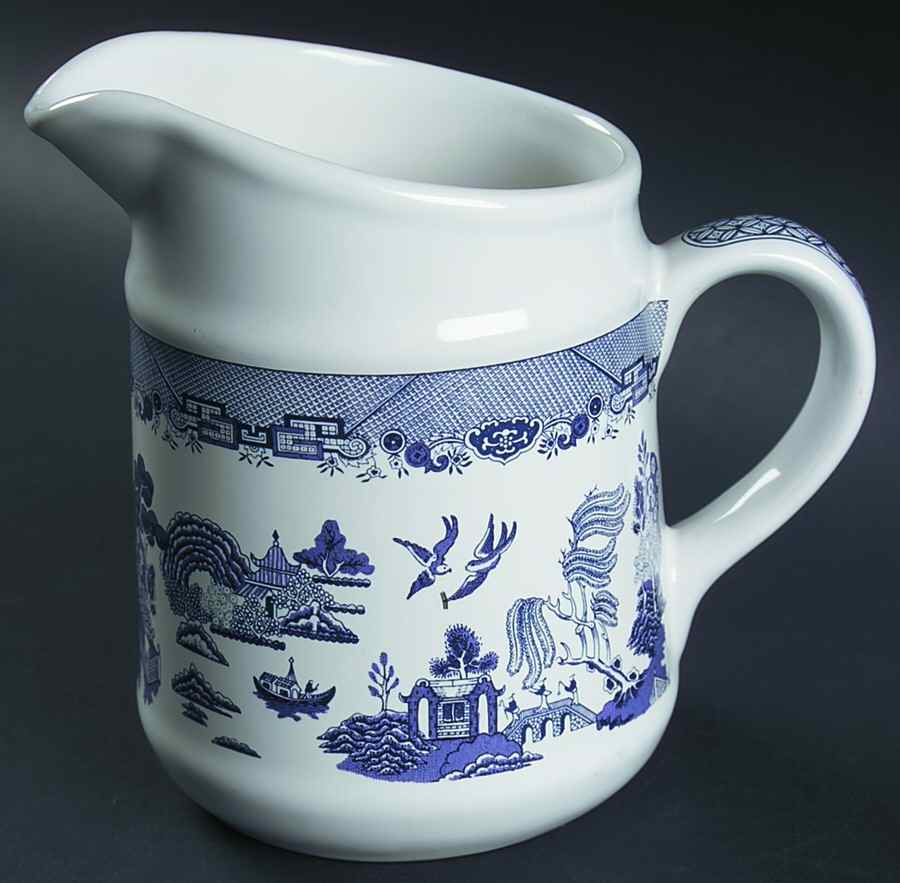 Blue Willow 32 Oz Pitcher by Heritage Mint-1