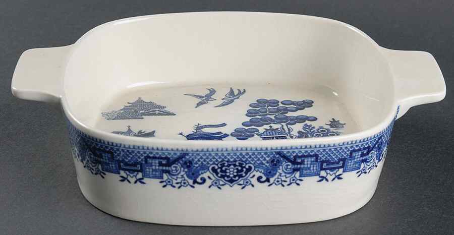 Blue Willow 9" Square Baker by Heritage Mint-1