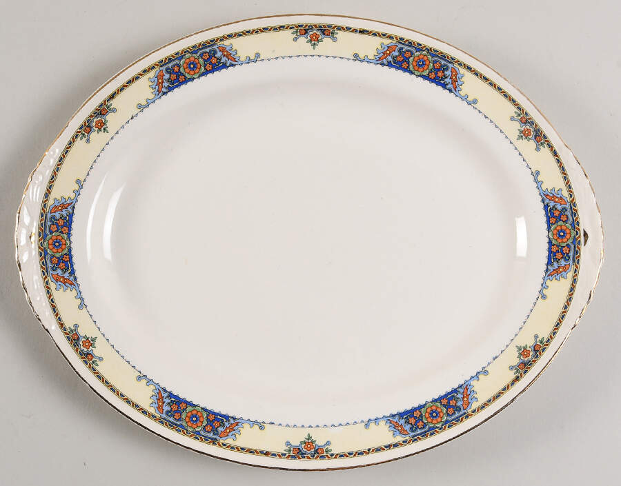 N1586 11" Oval Serving Platter by Homer Laughlin -1