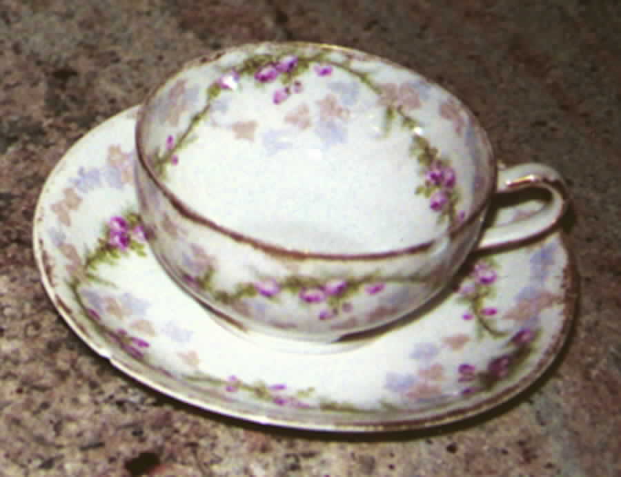 H1168 Flat Cup & Saucer Set by Haviland-1