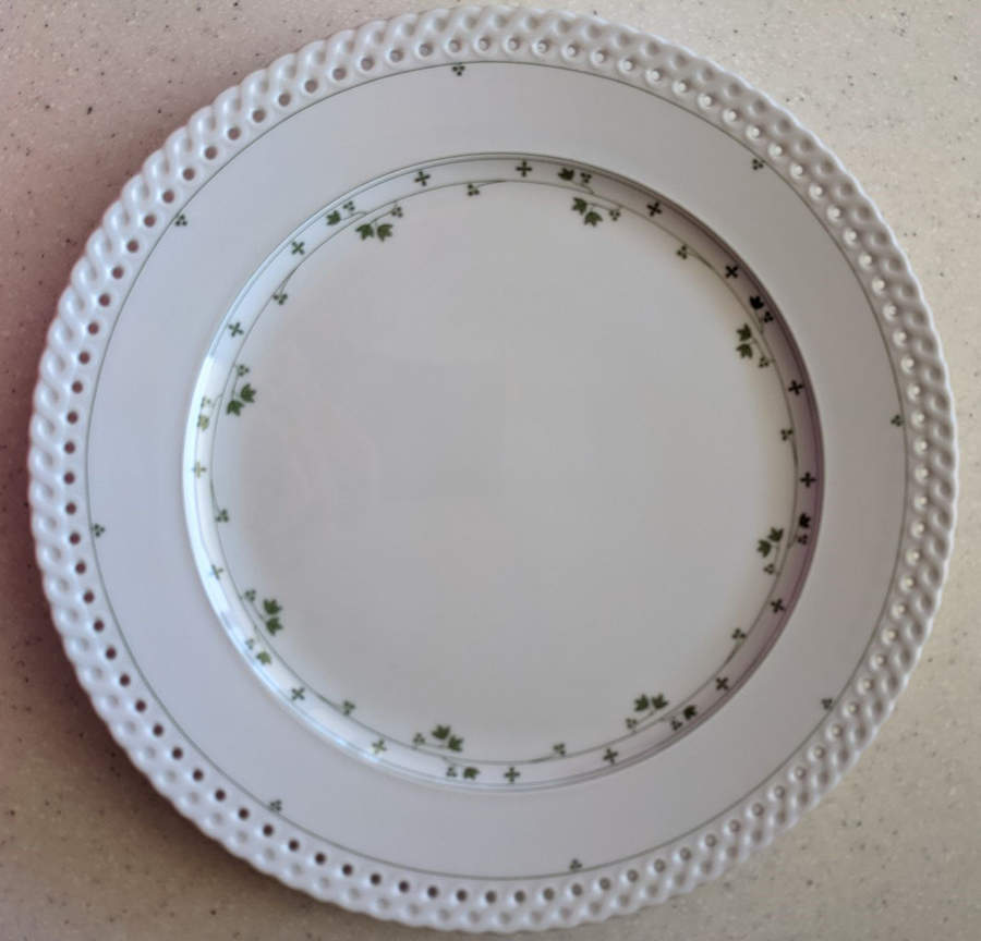 Marie Christine Dinner Plate by Hutschenreuther-1