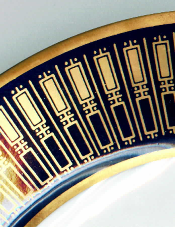 HEP17 Dinner Plate by Graf Von Henneberg-1