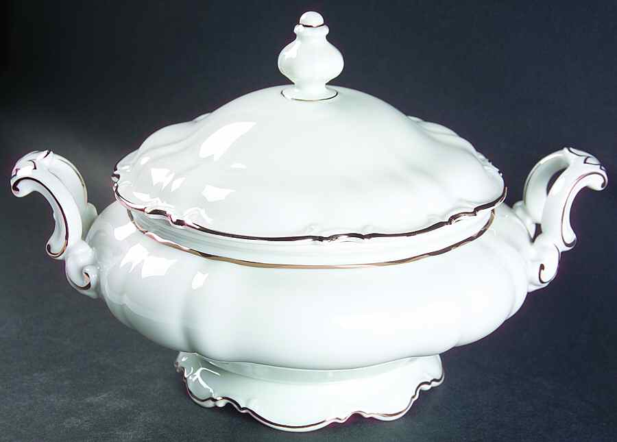 Orleans Round Covered Vegetable by Hutschenreuther-1