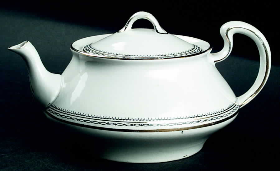 HLC1176 Teapot & Lid by Homer Laughlin -1