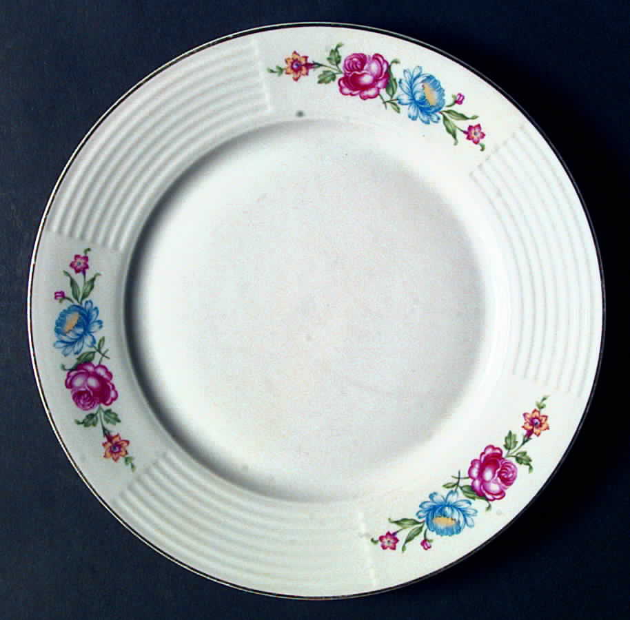 1567l Dinner Plate by Heinrich - H&C-1