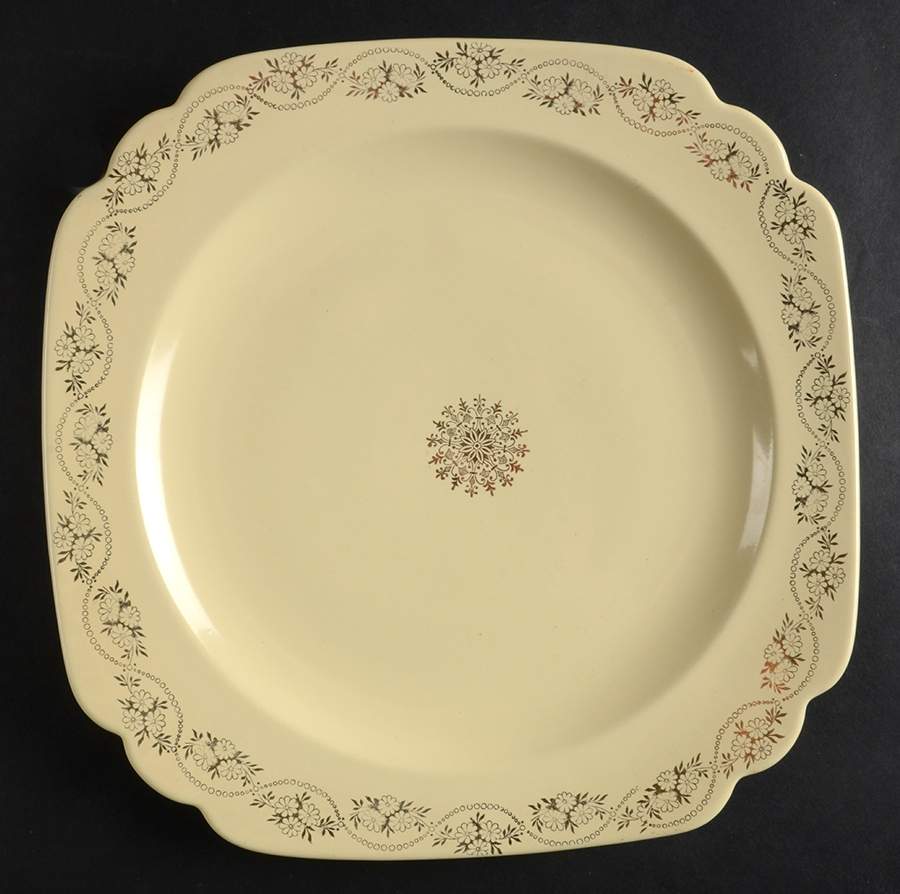 HLC1180 Dinner Plate by Homer Laughlin -1
