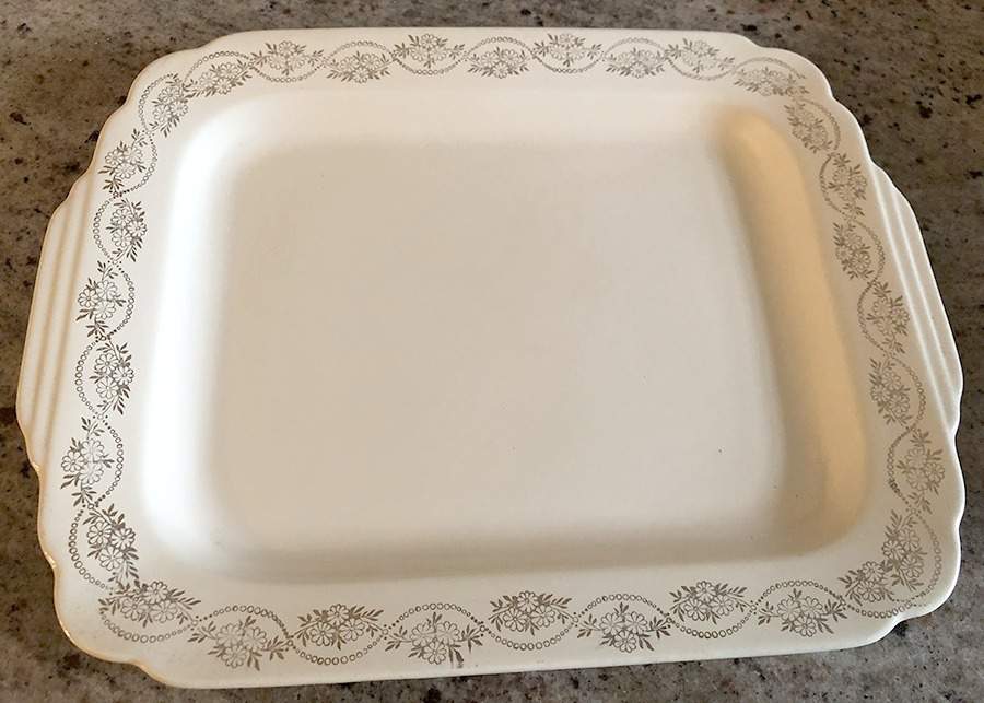 HLC1180 11" Oval Serving Platter by Homer Laughlin -1
